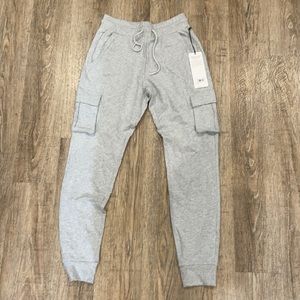 Alo Yoga Unwind Cargo Sweatpants